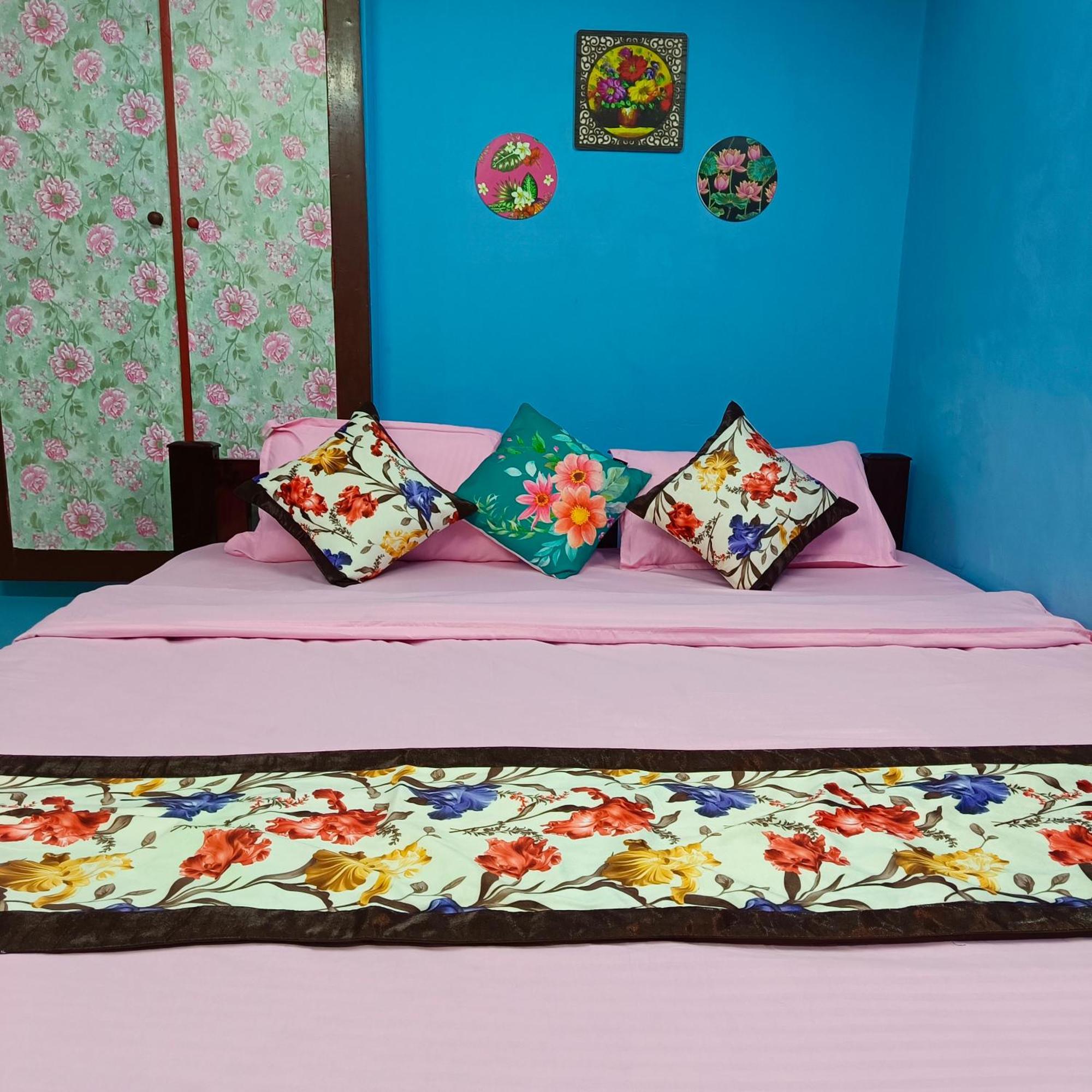 Blue Waves Homestay Пондичери Екстериор снимка