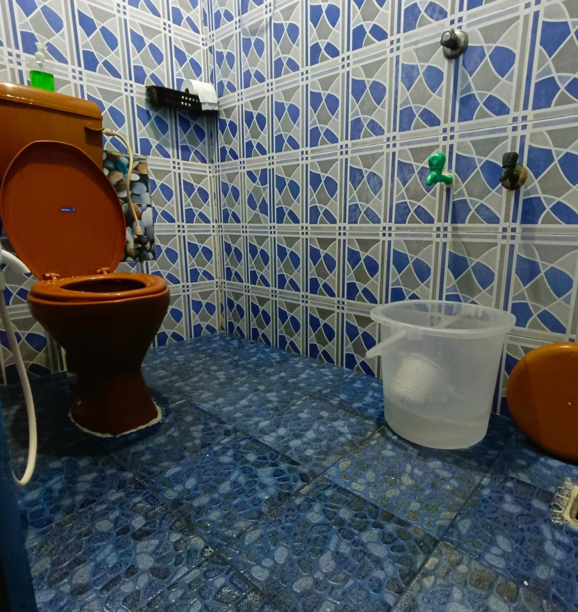 Blue Waves Homestay Пондичери Екстериор снимка
